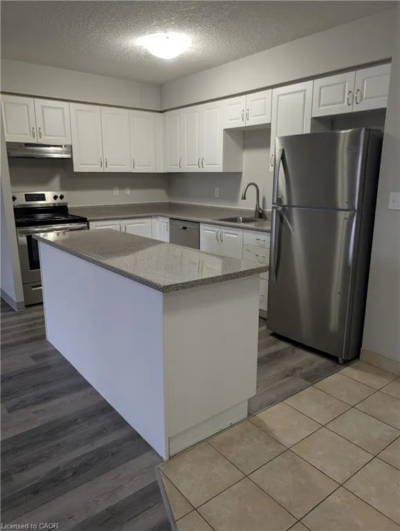 736 Old Albert Street, #210