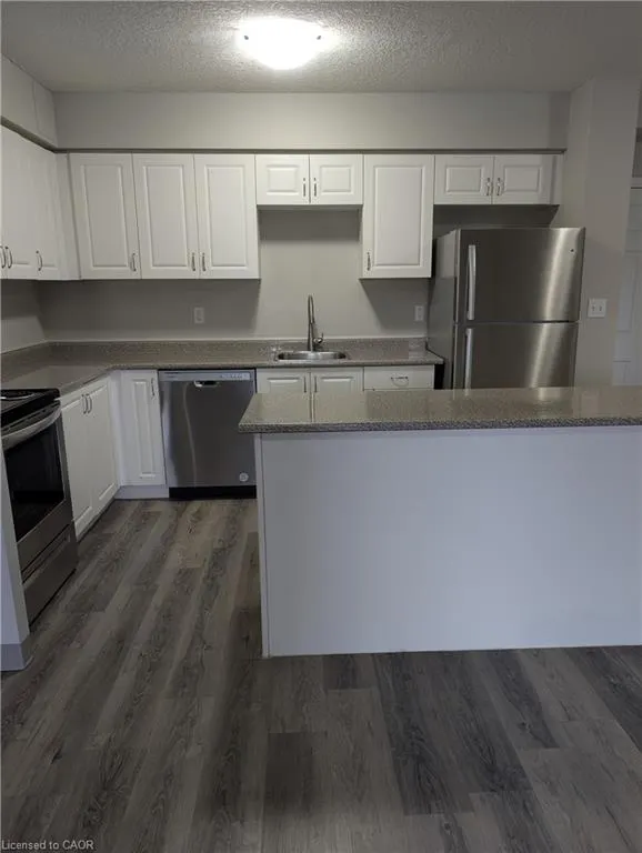 736 Old Albert Street, #210