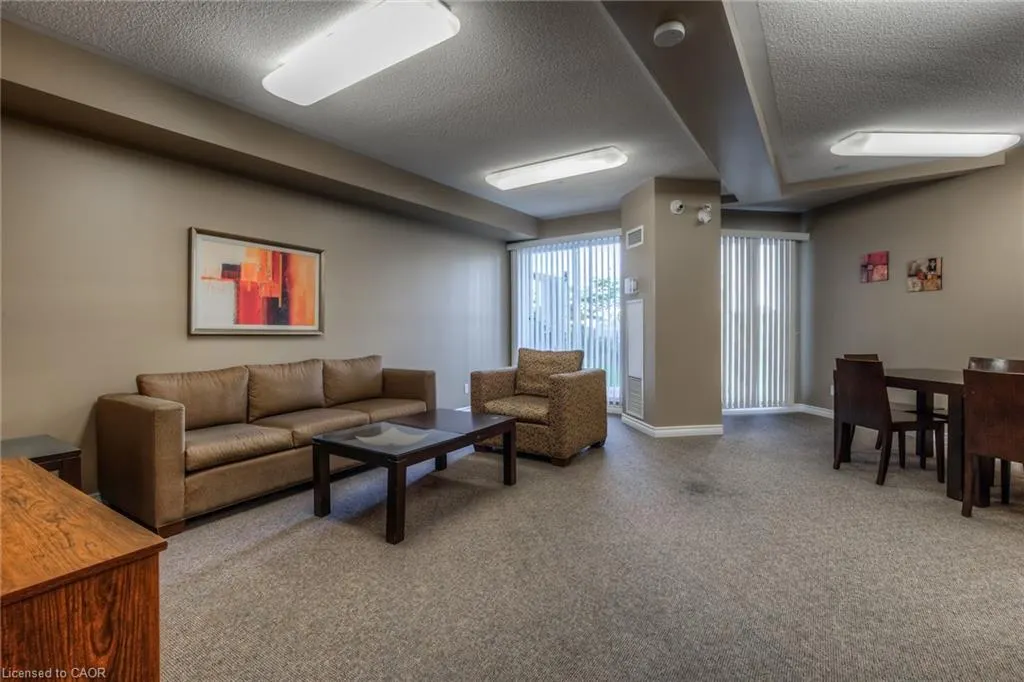 8 Harris Street, #122