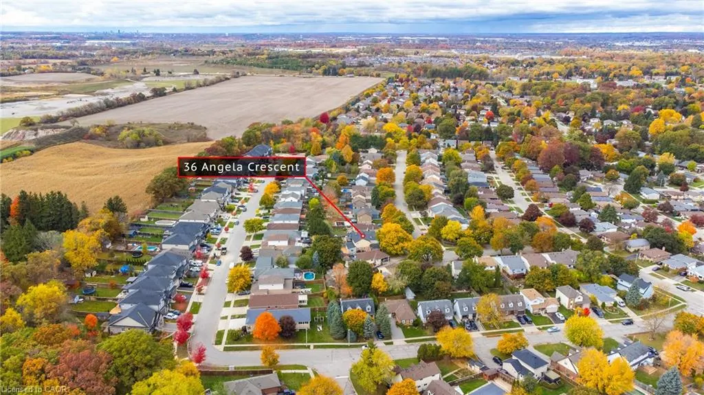 36 Angela Crescent