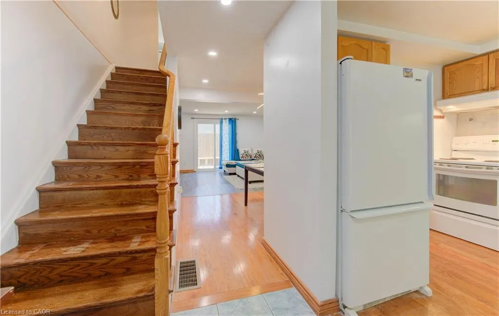 307 Northlake Drive, #A