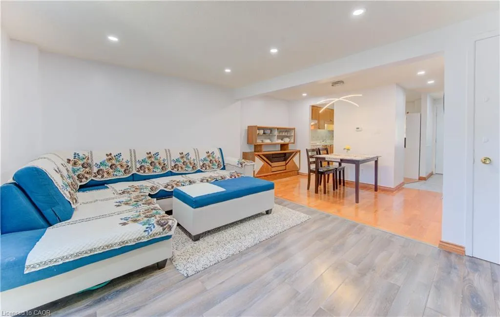 307 Northlake Drive, #A