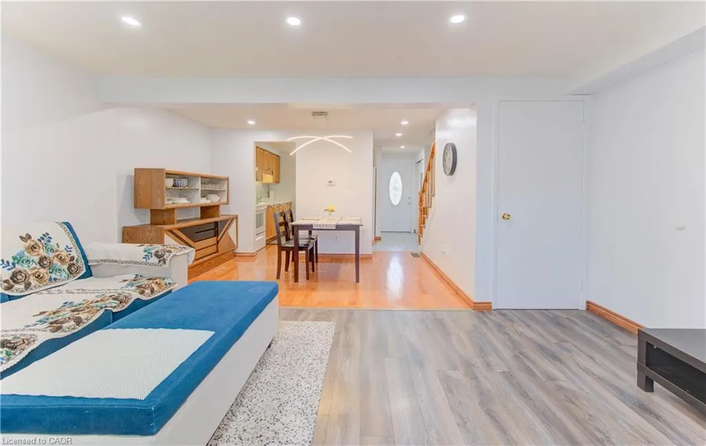 307 Northlake Drive, #A