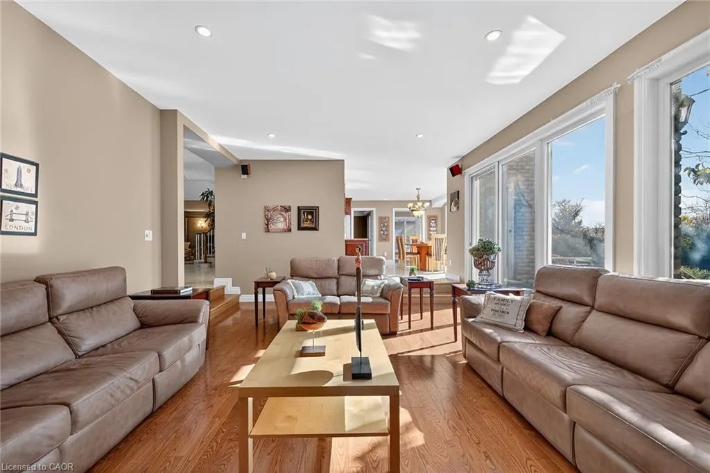 112 Jerome Park Drive