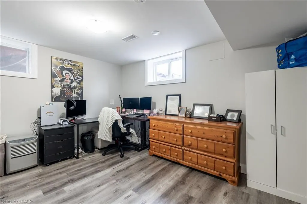 242 West 17th Street, #Lower