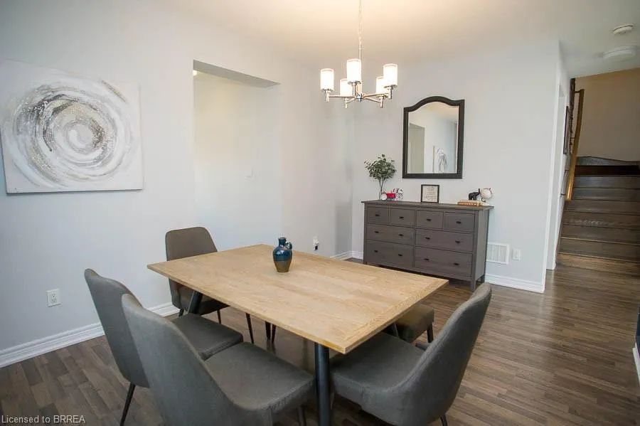 2 Attlebery Crescent