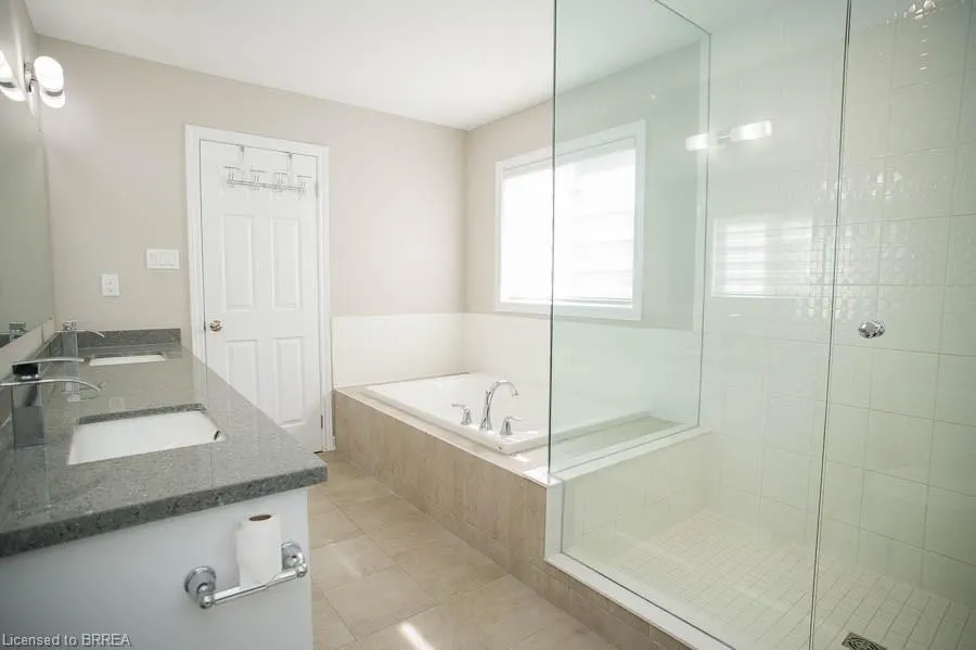 2 Attlebery Crescent