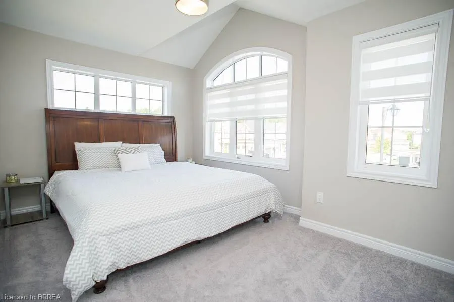 2 Attlebery Crescent