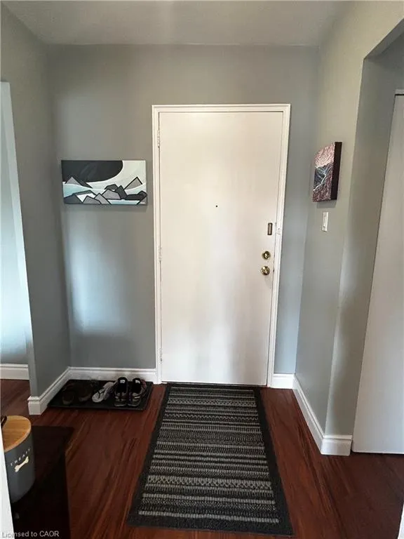 222 Concession Street, #104
