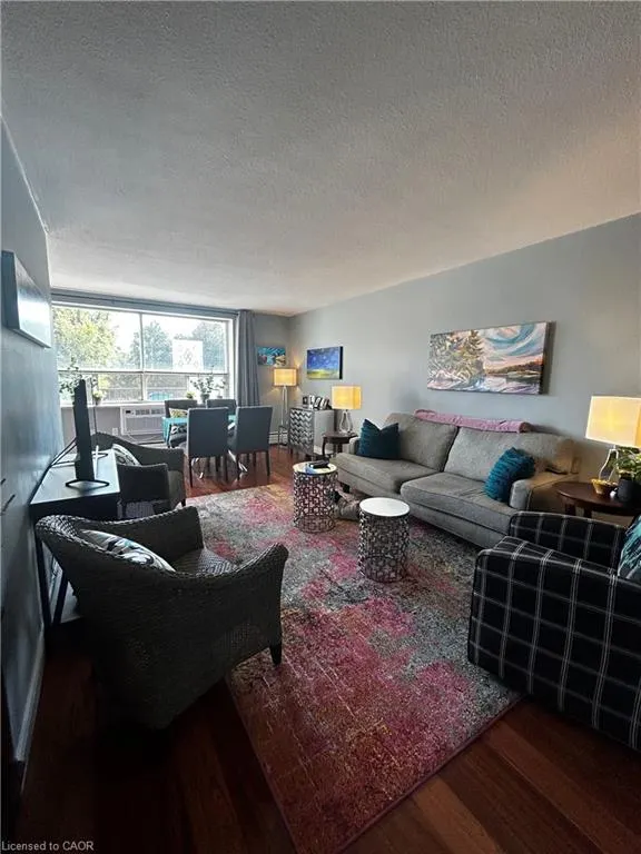 222 Concession Street, #104