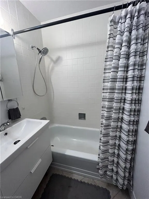222 Concession Street, #104