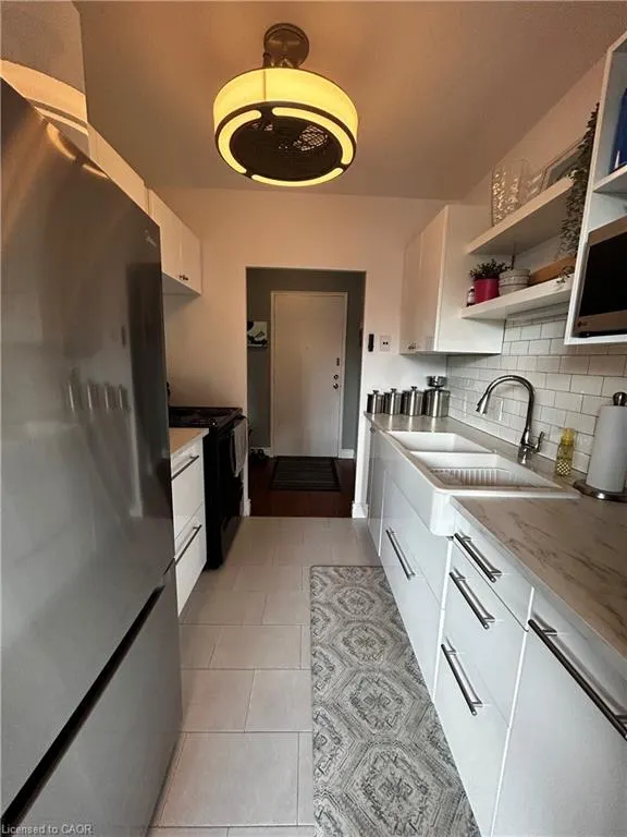 222 Concession Street, #104