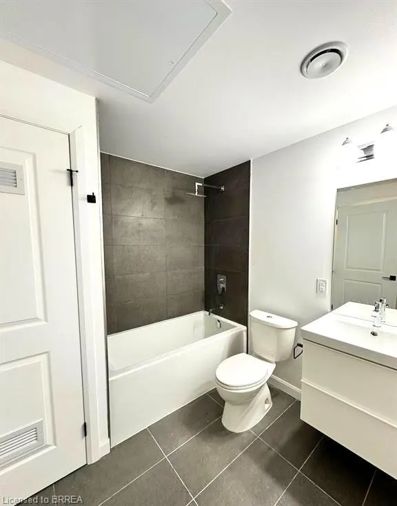 7 Erie Avenue, #813