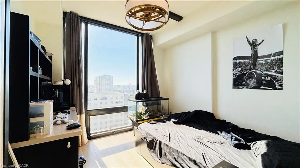 145 Columbia Street W, #1536