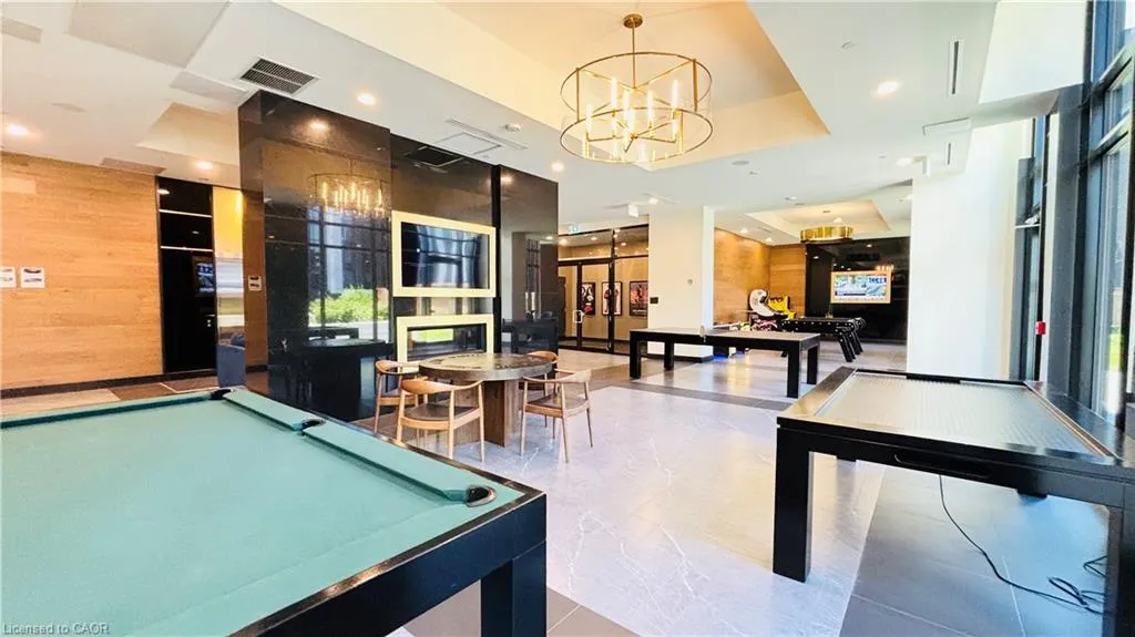 145 Columbia Street W, #1536