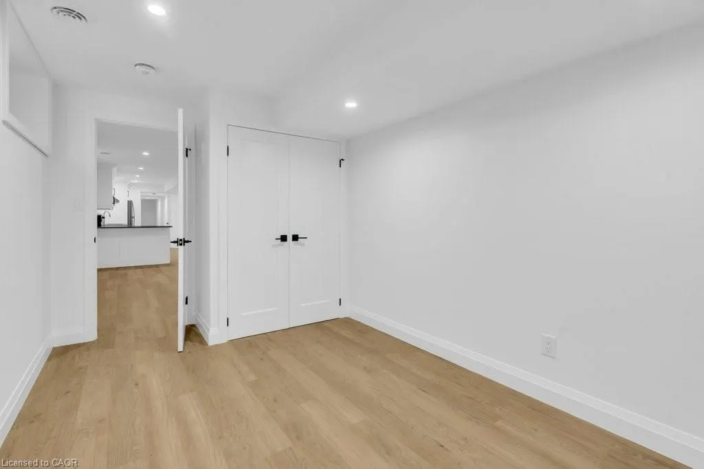 54 Wilhelm Street, #3