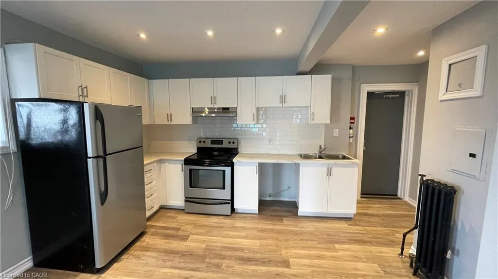 468 Main Street E, #5