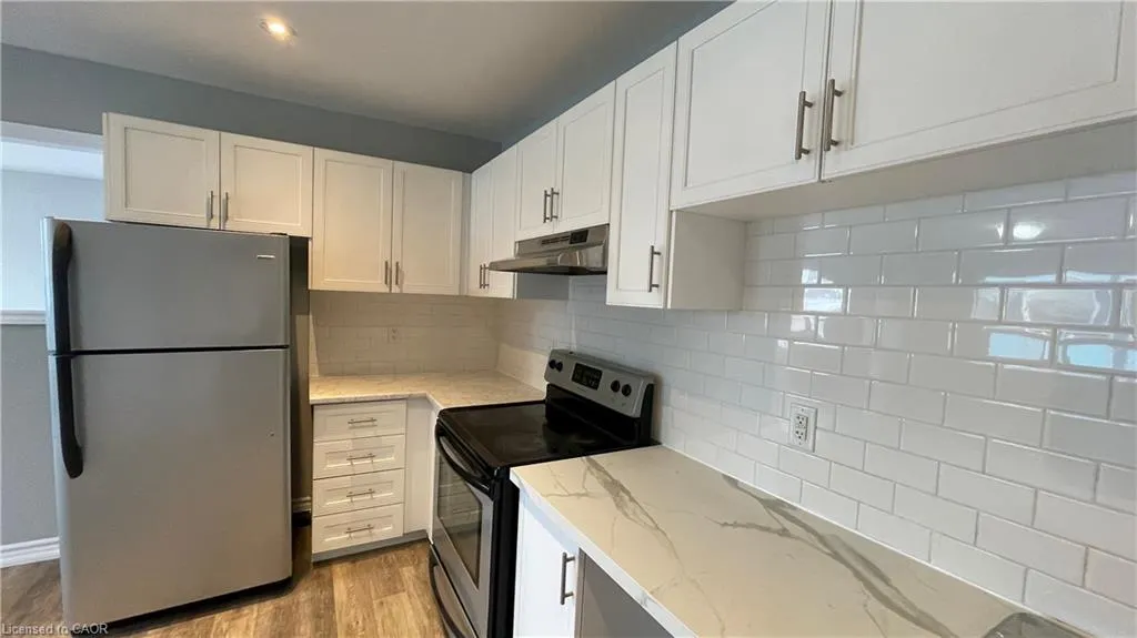 468 Main Street E, #5