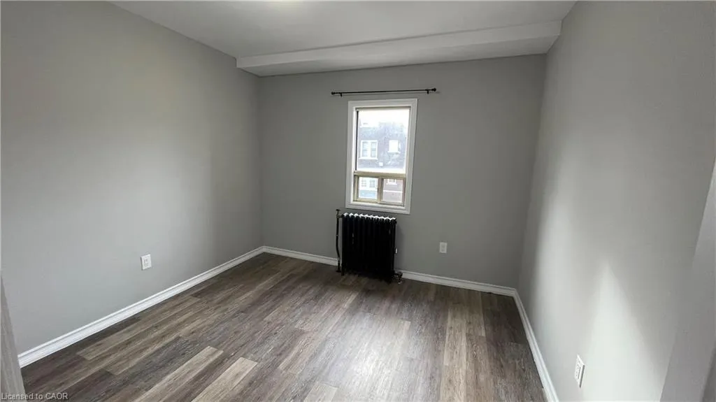 468 Main Street E, #5
