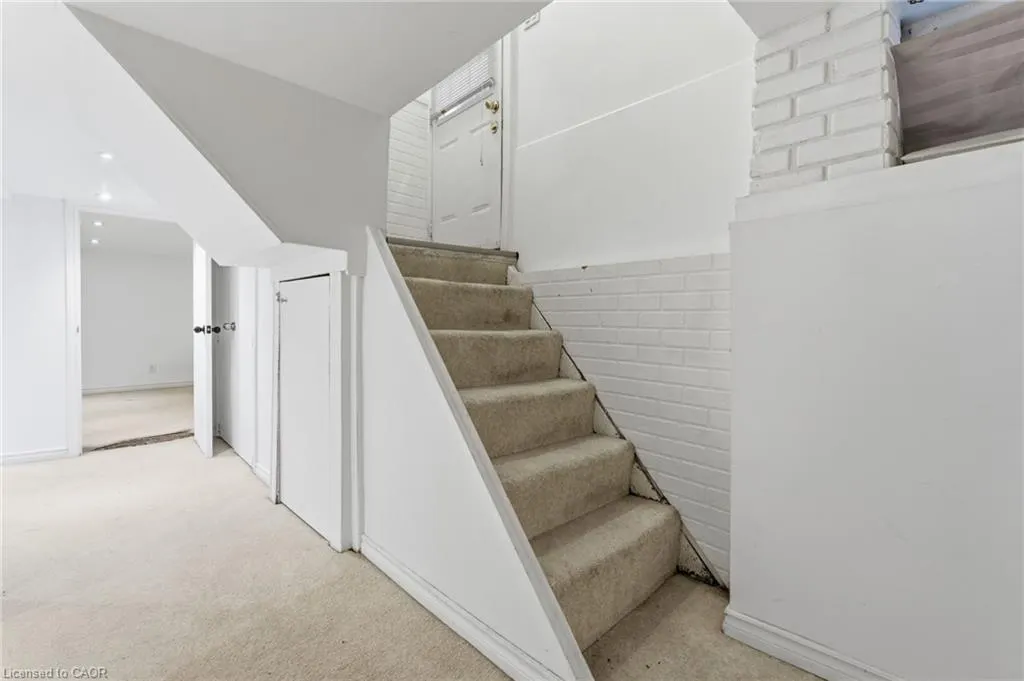 73 Stirton Street, #1