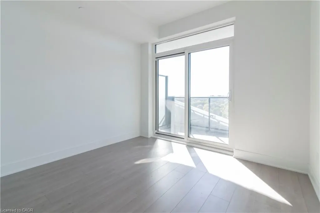 25 Wellington Street S, #1105