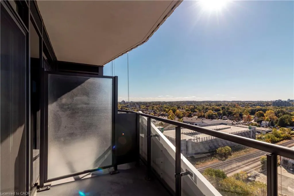 25 Wellington Street S, #1105