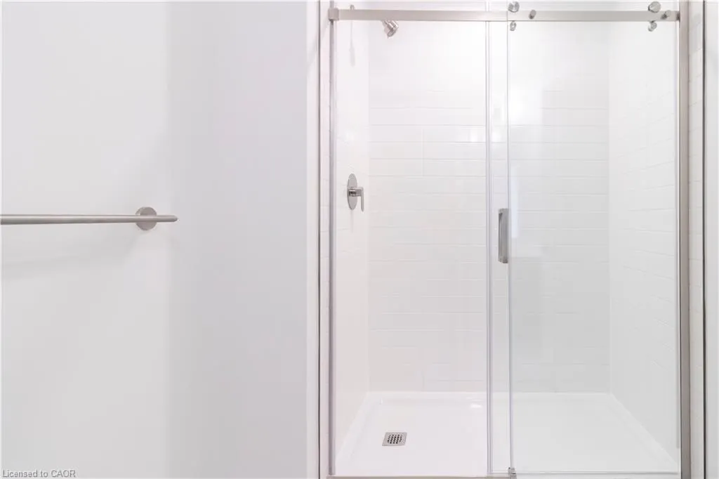 25 Wellington Street S, #1105