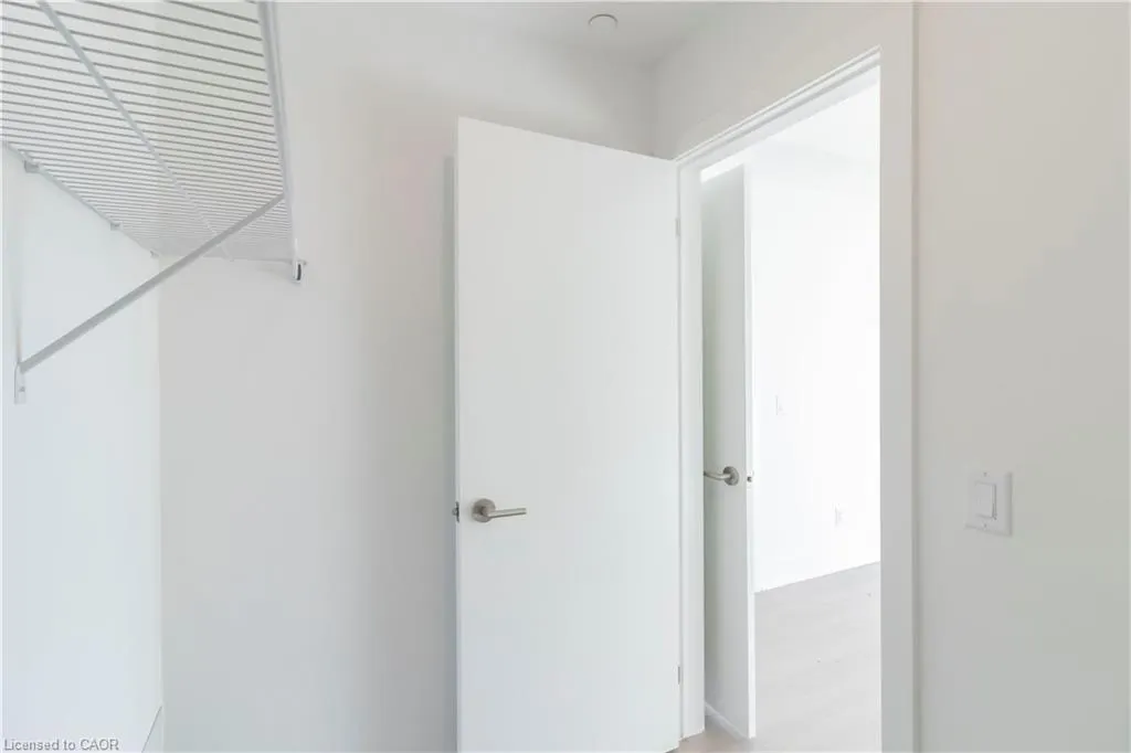 25 Wellington Street S, #1105