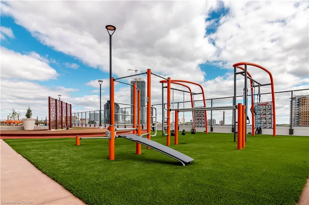 25 Wellington Street S, #1105