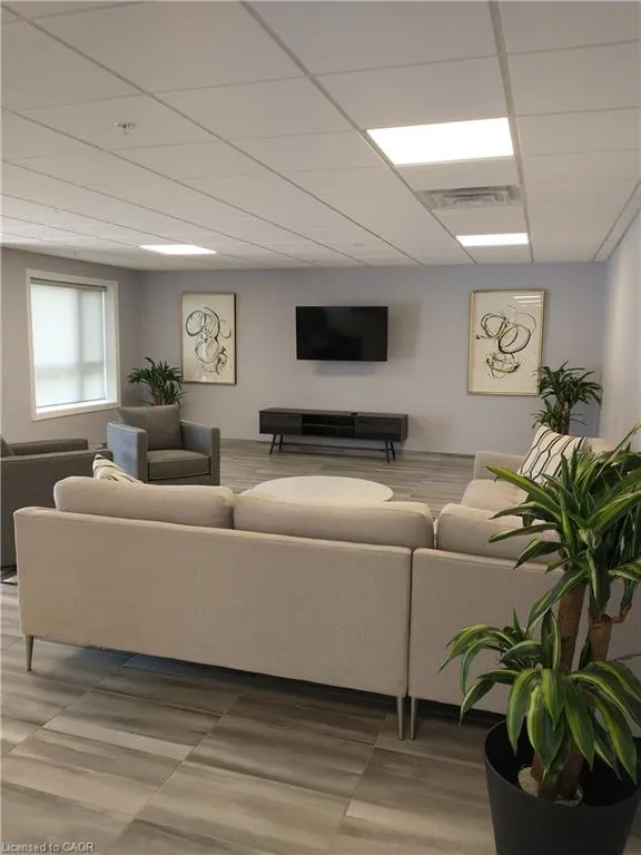 35 Kingsbury Square, #310