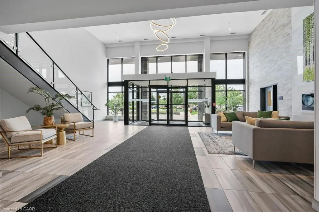 35 Kingsbury Square, #310