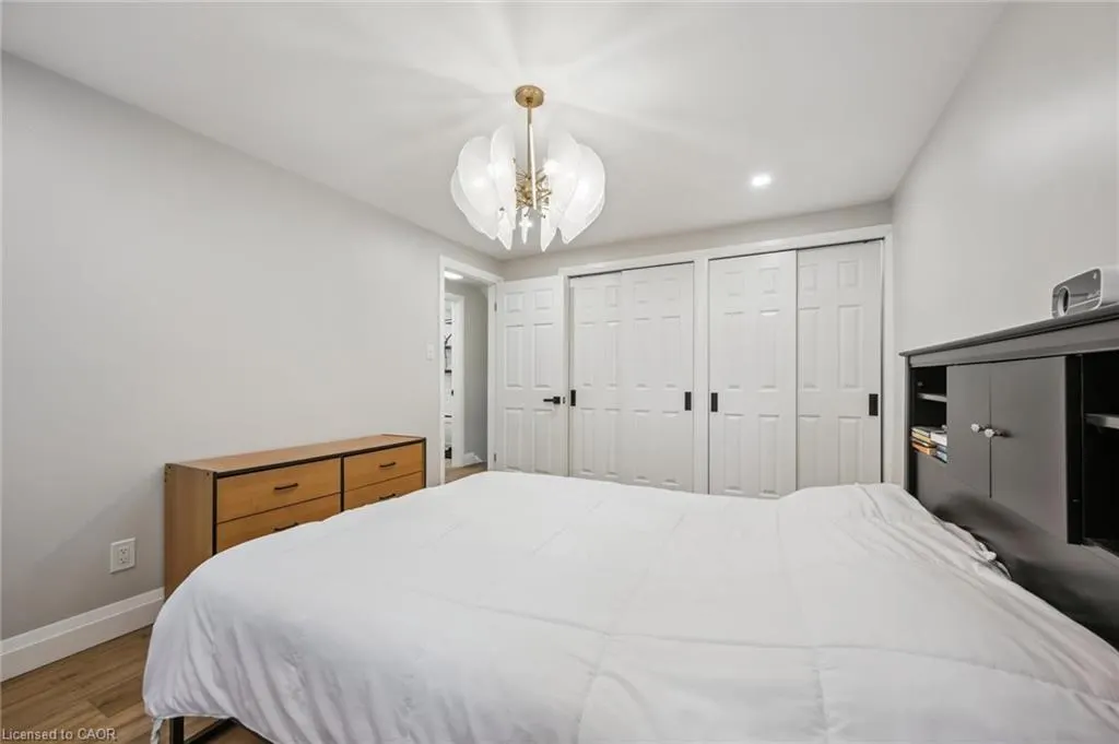 285 Bluevale Street, #21