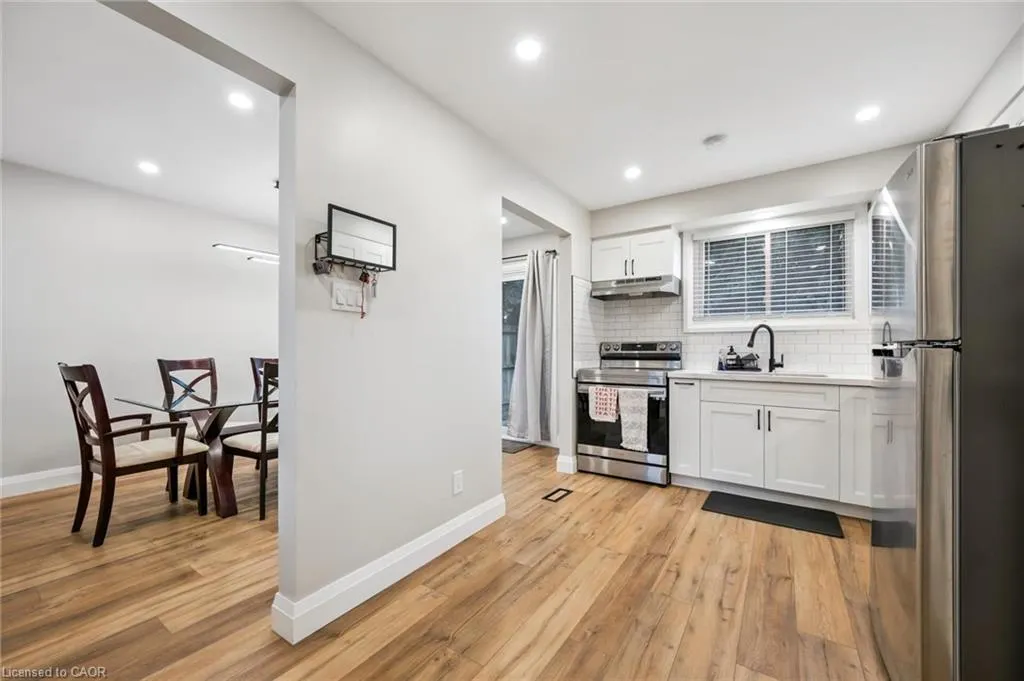 285 Bluevale Street, #21