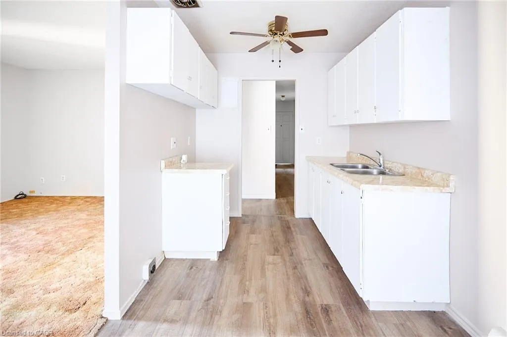 57 Conroy Crescent, #204