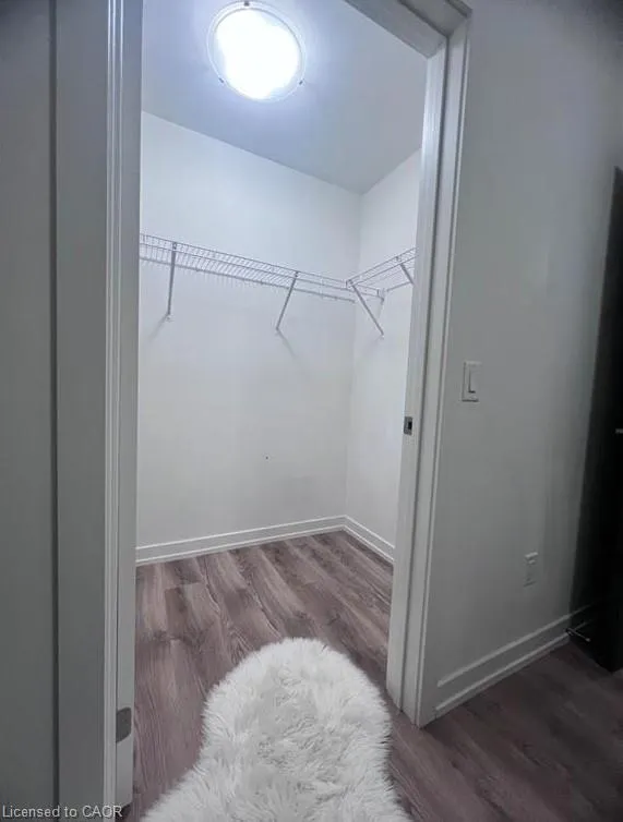 255 Northfield Drive E, #513