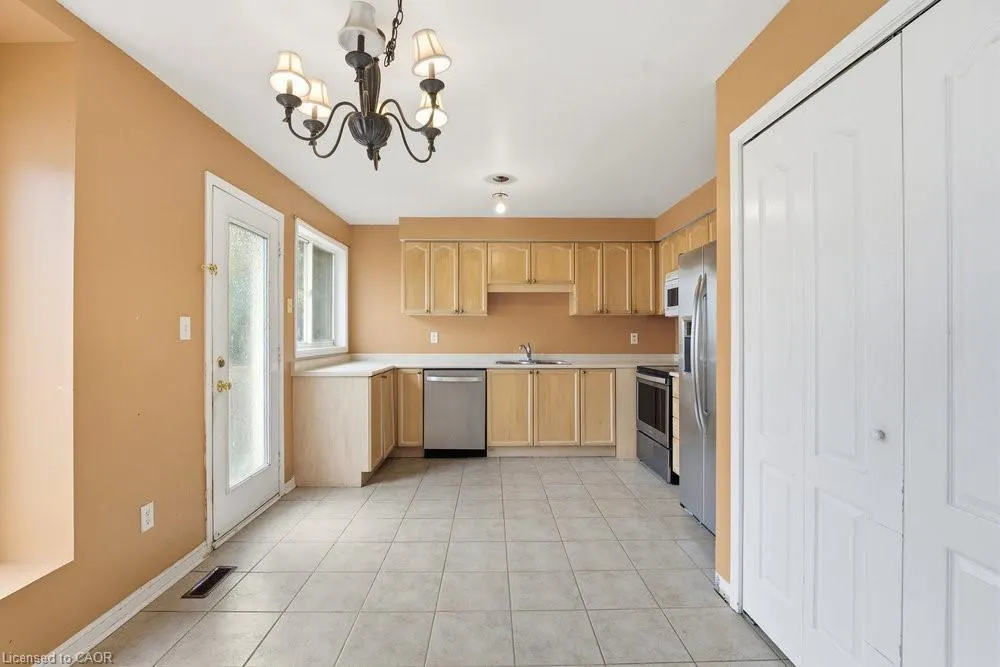 5656 Rosaline Road