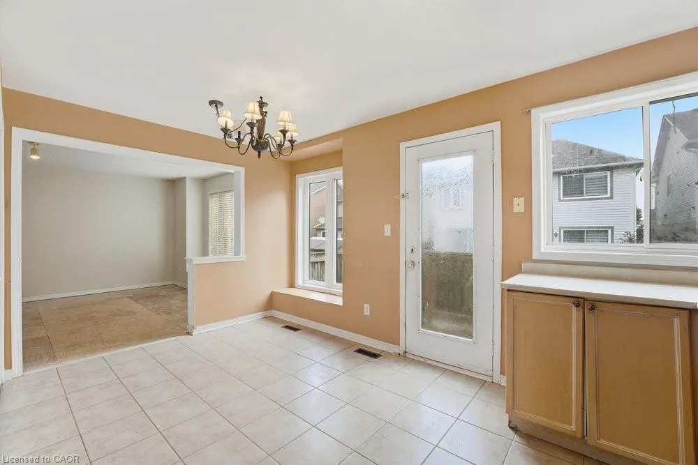 5656 Rosaline Road