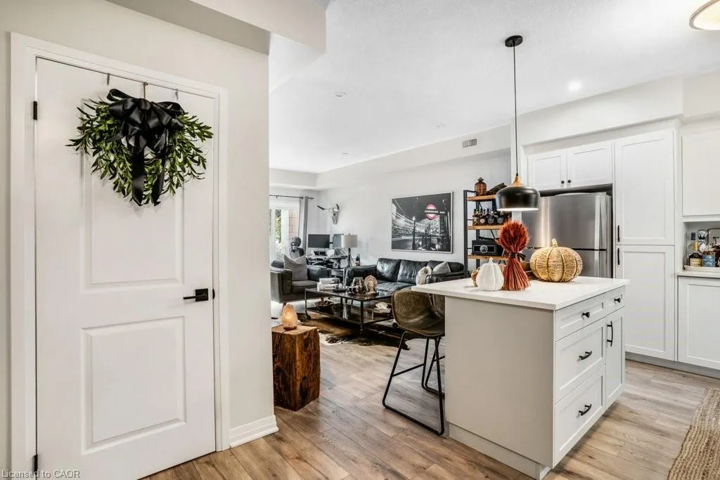 25 Isherwood Avenue, #32
