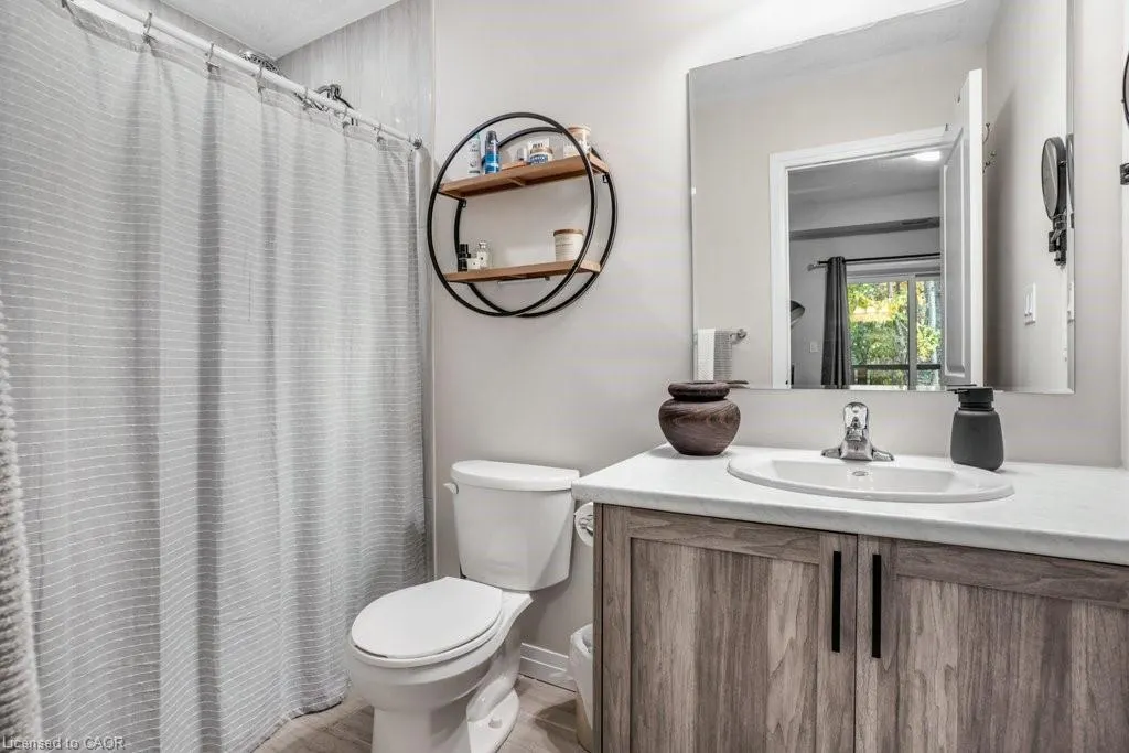 25 Isherwood Avenue, #32