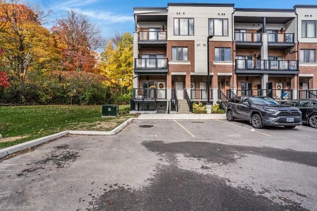 25 Isherwood Avenue, #32