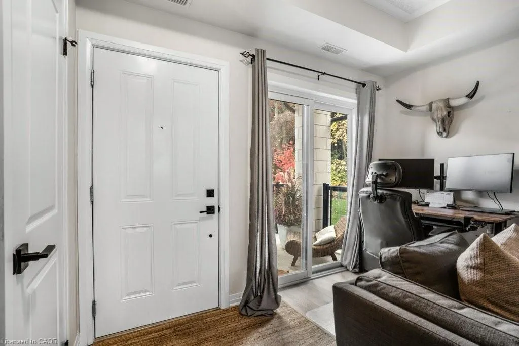 25 Isherwood Avenue, #32