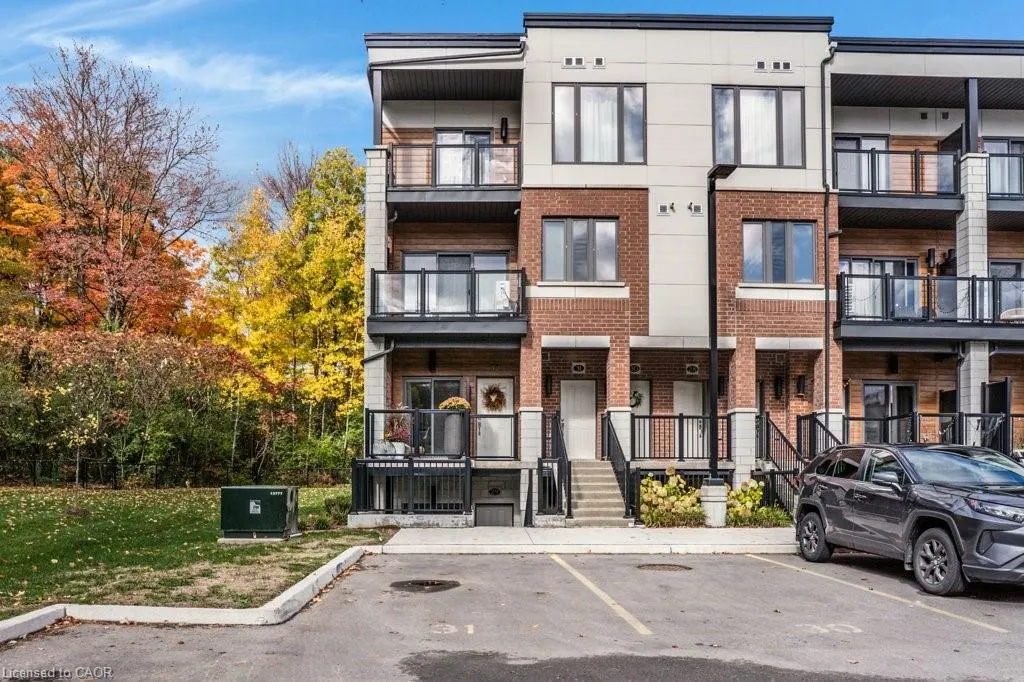 25 Isherwood Avenue, #32