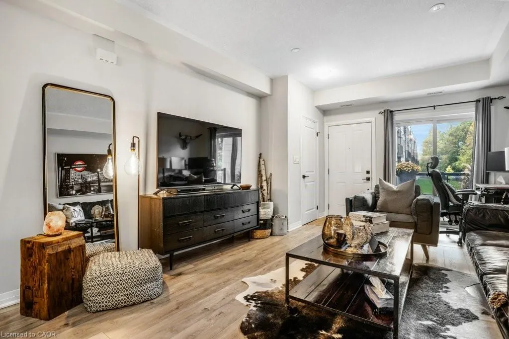 25 Isherwood Avenue, #32