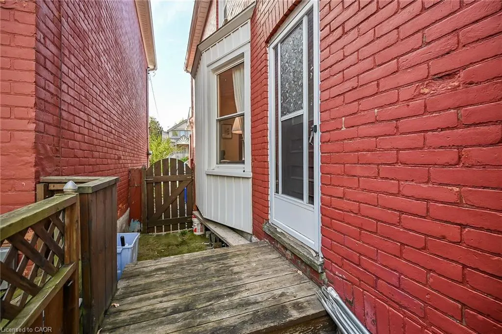 364 Herkimer Street