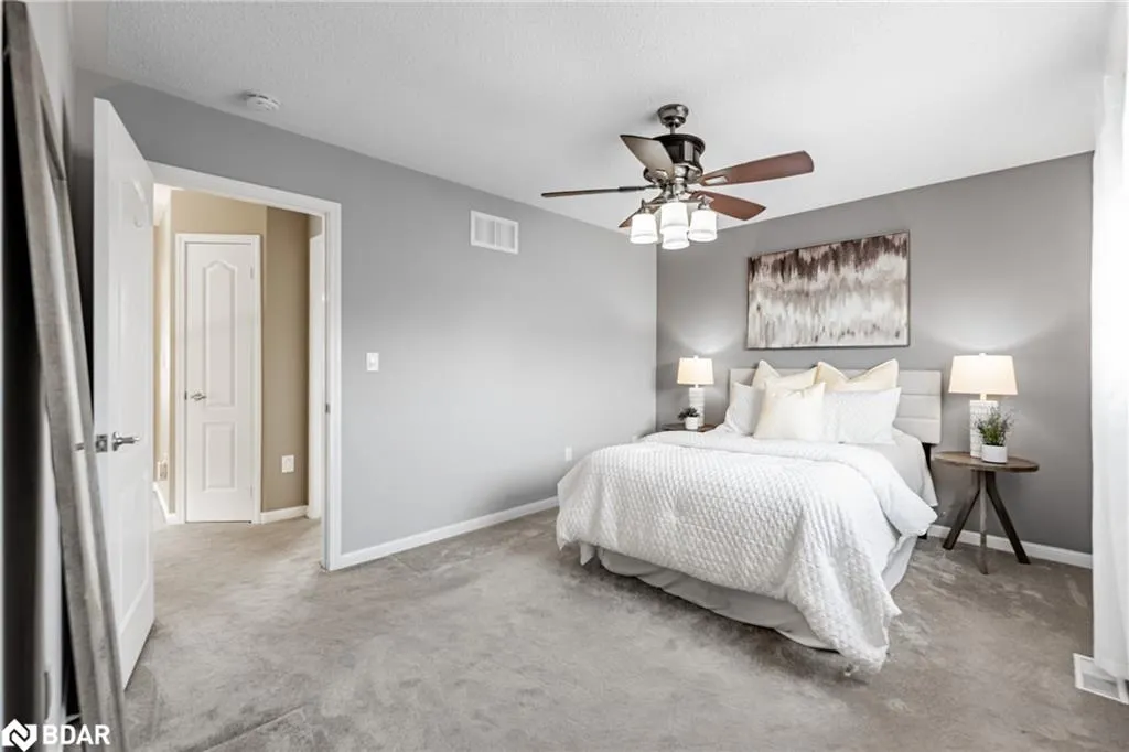 402 Baverstock Crescent