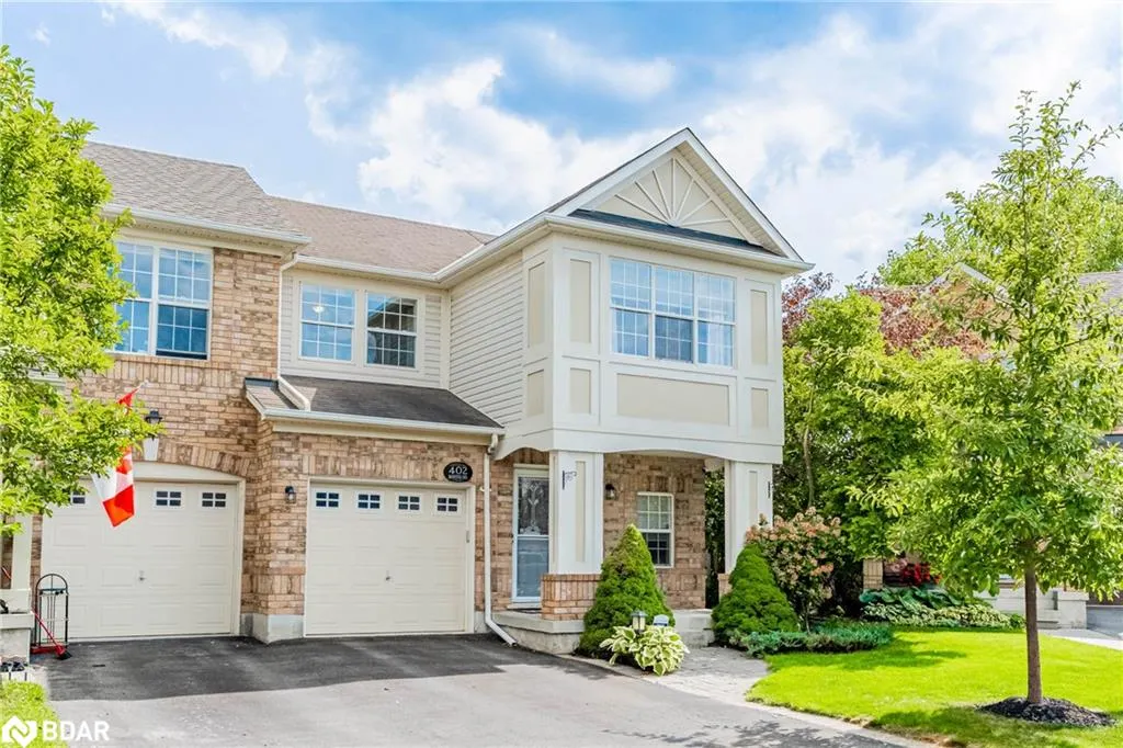 402 Baverstock Crescent