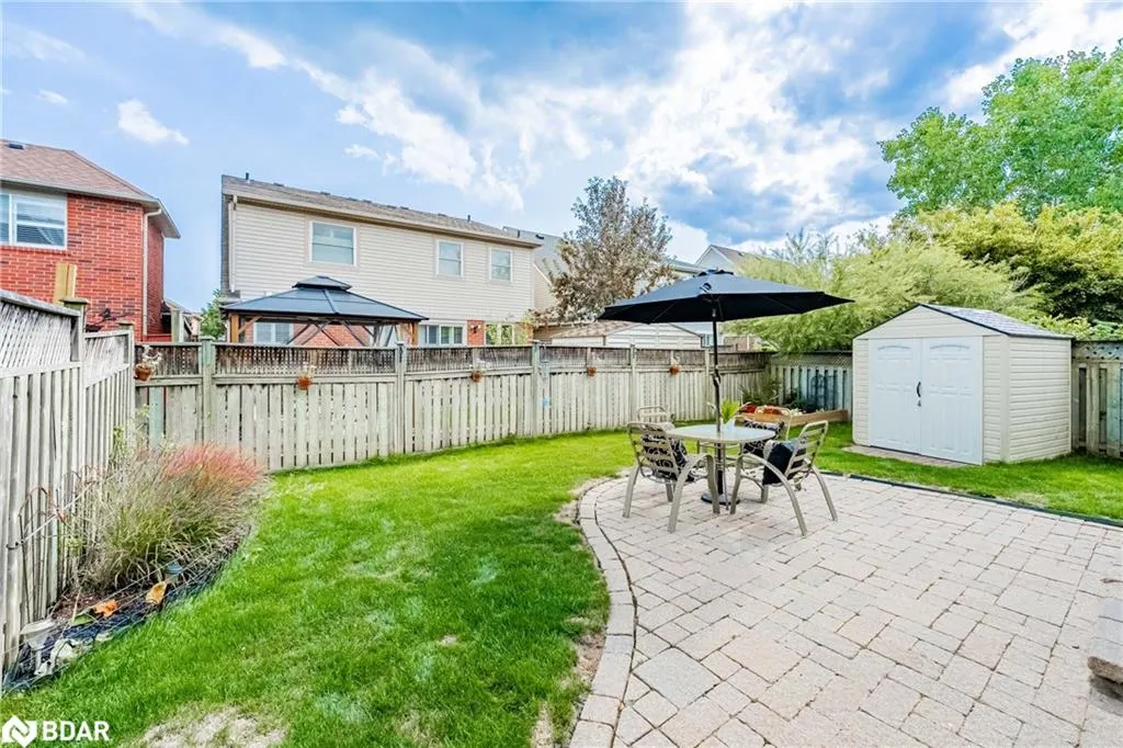 402 Baverstock Crescent