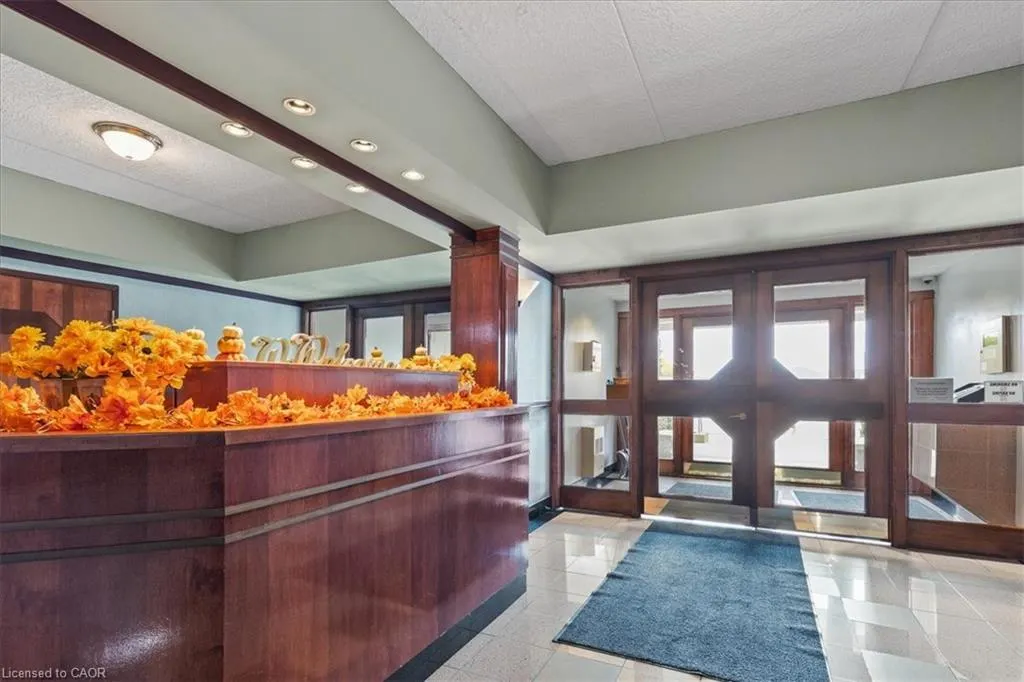 405 Erb Street W, #507