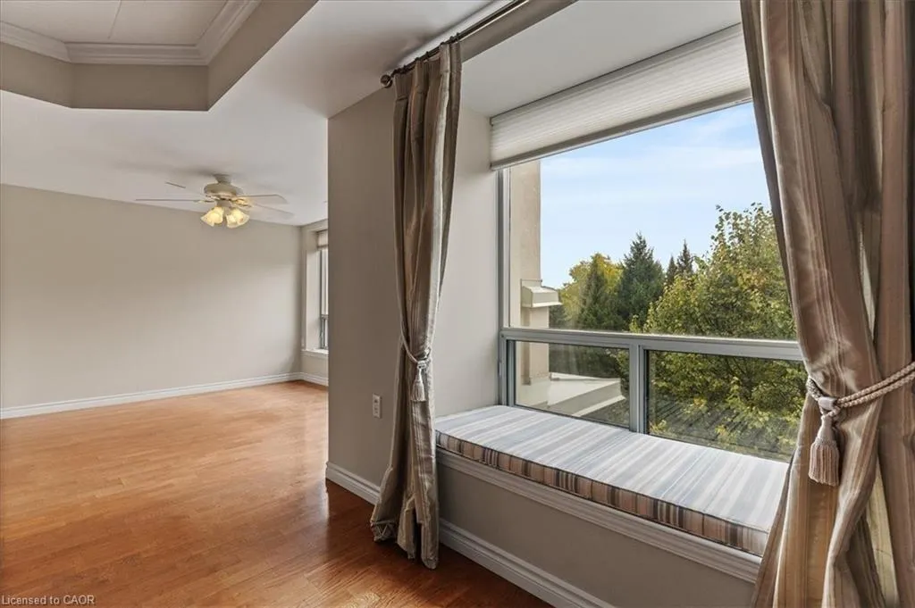 405 Erb Street W, #507