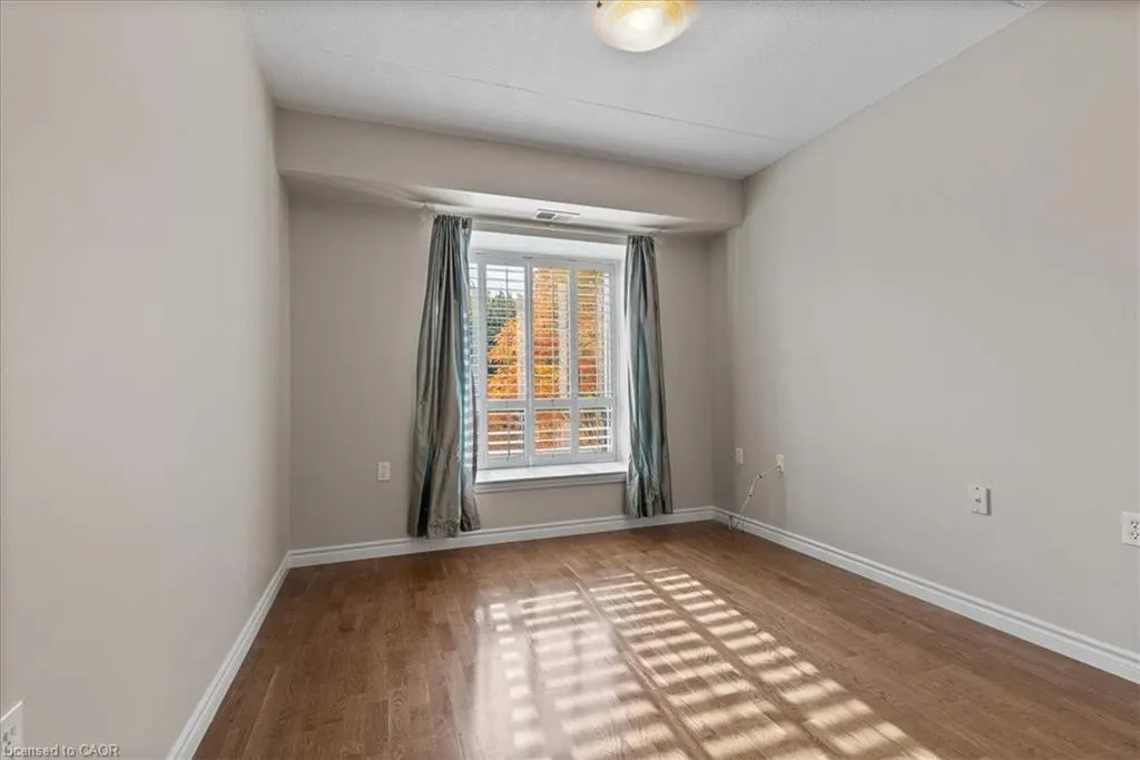 405 Erb Street W, #507